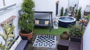 Small Cozy Room in Palace Patio with Hot Tub and Snooker - Sintra WOW